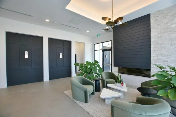 31 Huron ST #227, Collingwood, ON L9Y 0E8