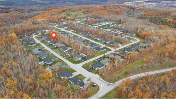 15 Byers ST, Springwater, ON L9X 2A3