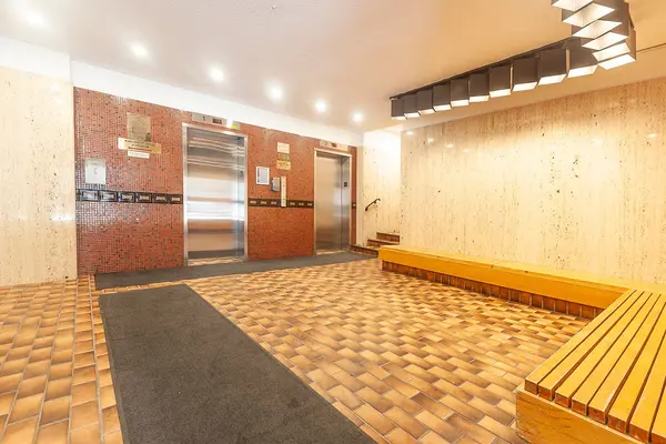 31 Four Winds DR #510, Toronto W05, ON M3J 1K9