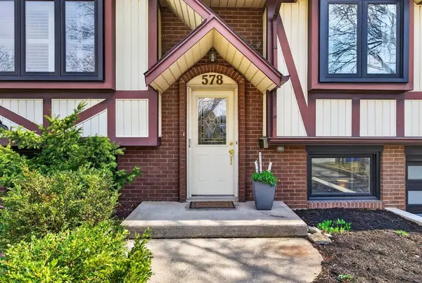 578 Holly Hill CRES, Burlington, ON L7L 3Z7