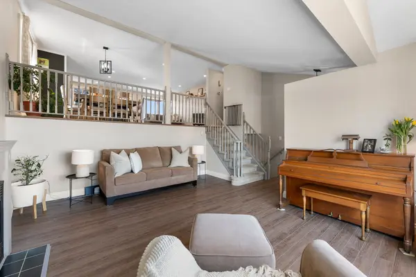 5 Gardner ST, Arnprior, ON K7S 3S1