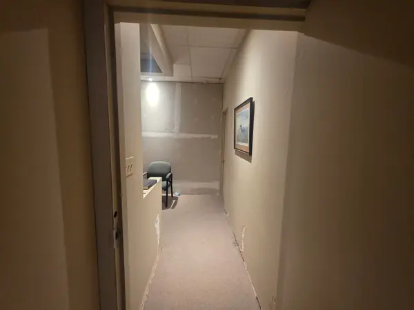 50 York ST #Room 2, Dysart Et Al, ON K0M 1S0