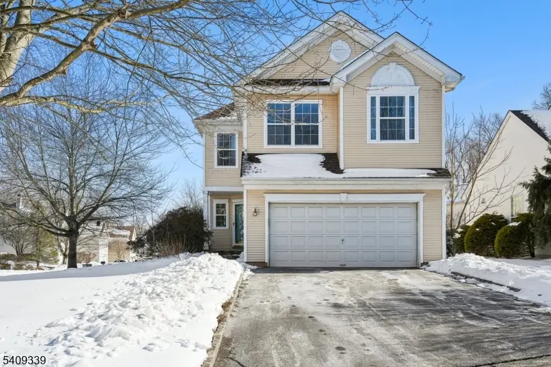 1 Smoke House Ct, Readington Twp., NJ 08889