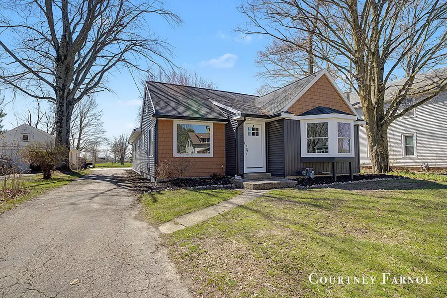 1164 144th AVE, Leighton Twp, MI 49348