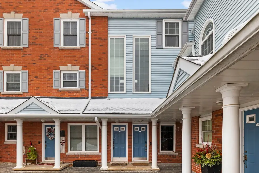 1665 Nash RD #E12, Clarington, ON L1E 1S8