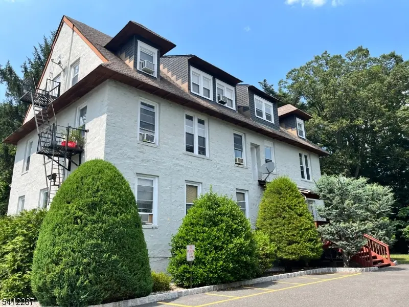 16 Woodland Ave #4, Butler Boro, NJ 07405