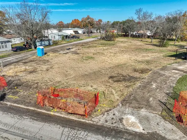 401 Greenwood Street, Terrell, TX 75160