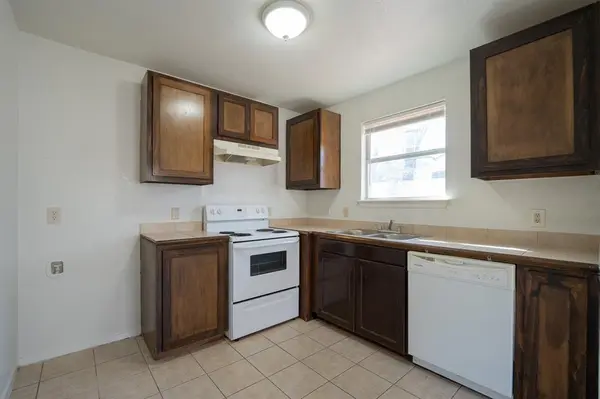 1415 Amity Lane, Dallas, TX 75217