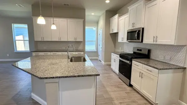 10828 BLACK ONYX Drive, Fort Worth, TX 76036