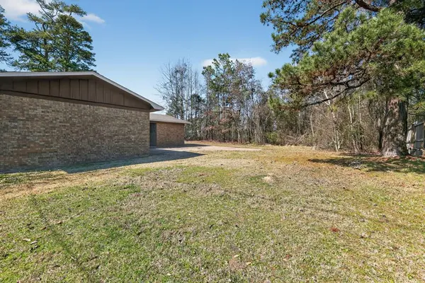 474 Greenwood Avenue, Nash, TX 75569