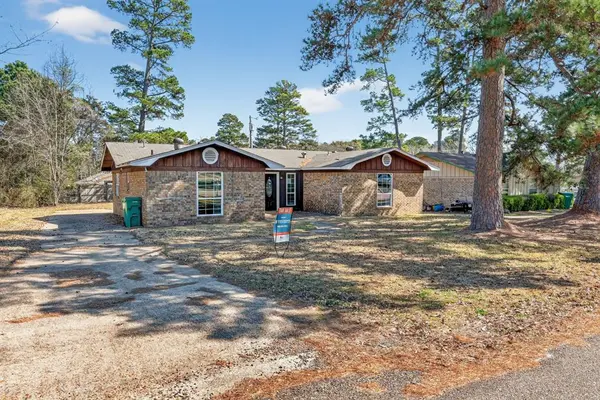 474 Greenwood Avenue, Nash, TX 75569