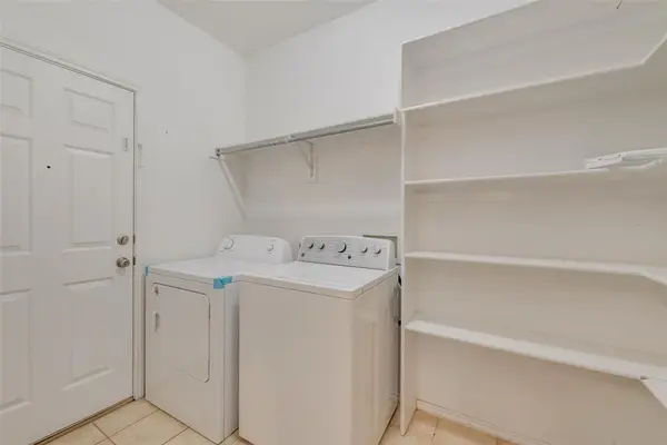 3223 Guadaloupe, Grand Prairie, TX 75054