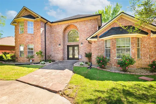 2020 Arbor Bend Street, Bonham, TX 75418