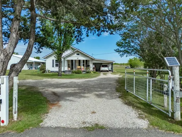 2414 E Ennis Avenue #A, Ennis, TX 75119