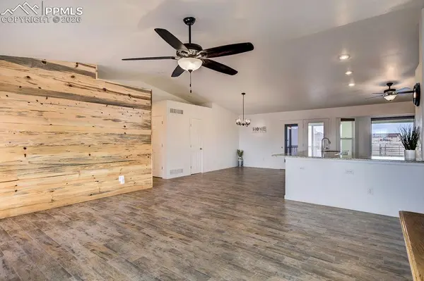 683 E Paradise DR, Pueblo West, CO 81007