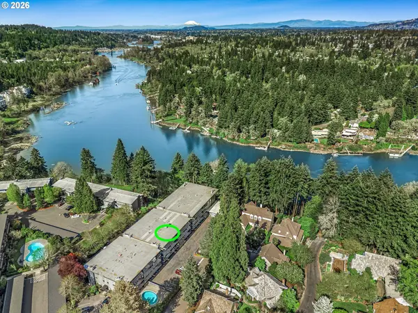 200 SW BURNHAM RD #T404, Lake Oswego, OR 97034