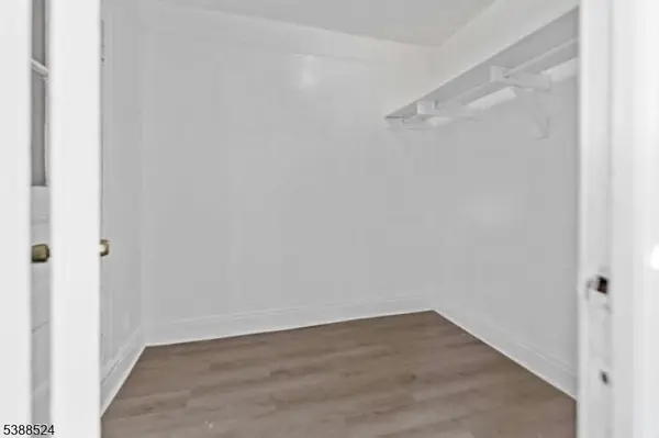 176 N 16Th St, East Orange City, NJ 07017