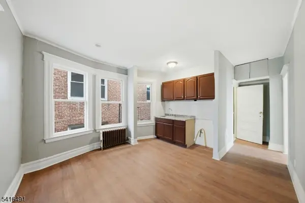 502 Stuyvesant Unit 2, Irvington Twp., NJ 07111