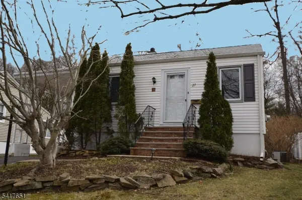 27 Grant Ave, New Providence Boro, NJ 07974