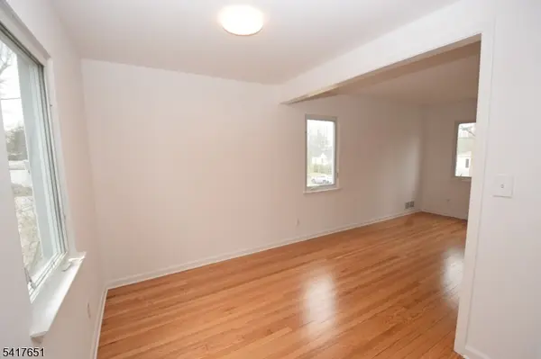 27 Grant Ave, New Providence Boro, NJ 07974