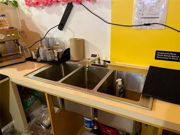 20-15 College Point BLVD, Queens, NY 11356