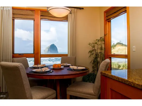 33000 Cape Kiwanda Dr #5WK28, Pacific City, OR 97135