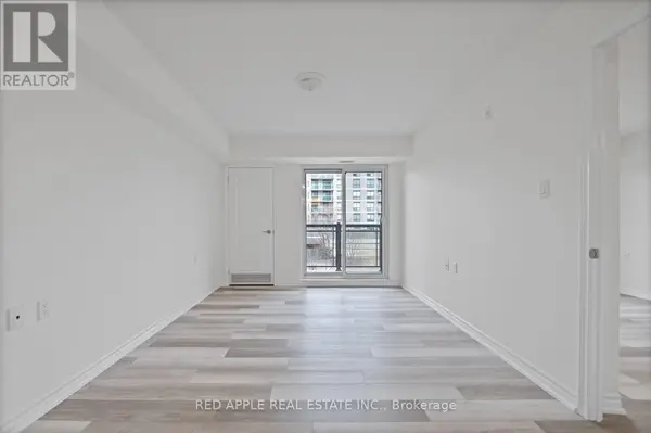 872 Sheppard AVE W #213, Toronto C06, ON M3H 5V5