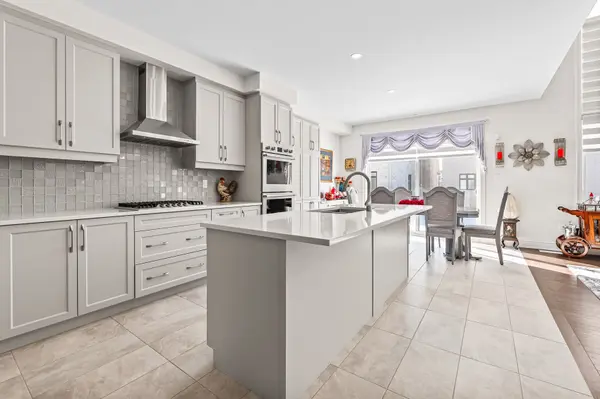 28 Bellflower CRES, Adjala-tosorontio, ON L0G 1W0