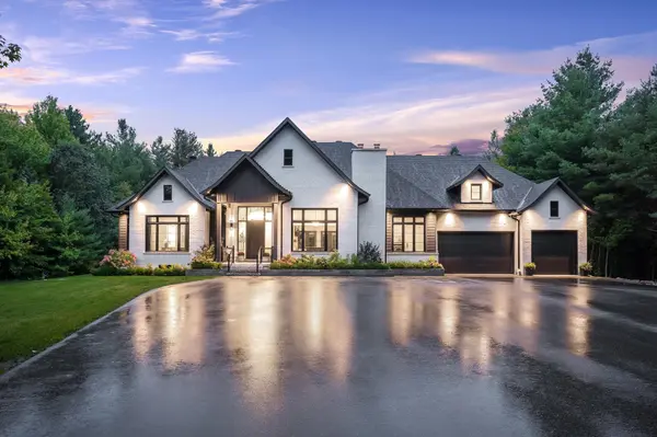 4 Sycamore CIR, Springwater, ON L0L 2K0