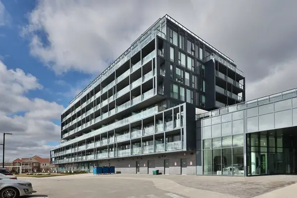 3210 Dakota Common #A605, Burlington, ON L7M 2A8