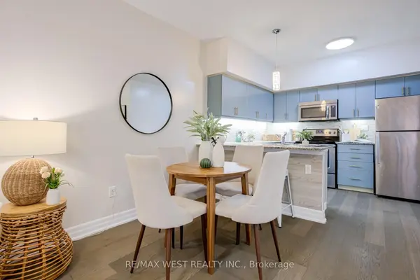 45 Sousa Mendes ST #101, Toronto W02, ON M6P 0A7