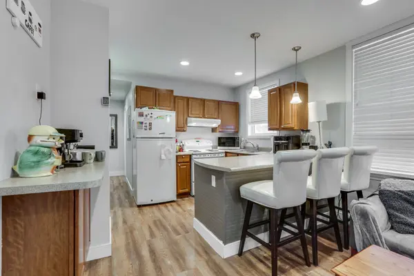 17 McDonald AVE, London North, ON N6G 1A9