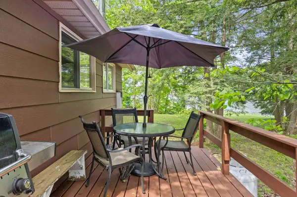 68 Irwin DR, Trent Lakes, ON K0L 1J0