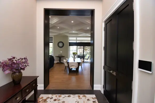 68 Mountain Brow BLVD, Hamilton, ON L8T 1A4