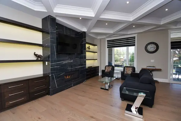 68 Mountain Brow BLVD, Hamilton, ON L8T 1A4