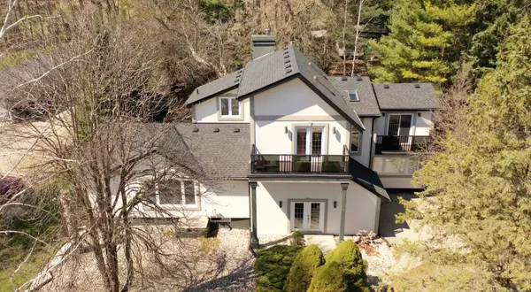 9584 Melrose DR, Middlesex Centre, ON N0L 1R0