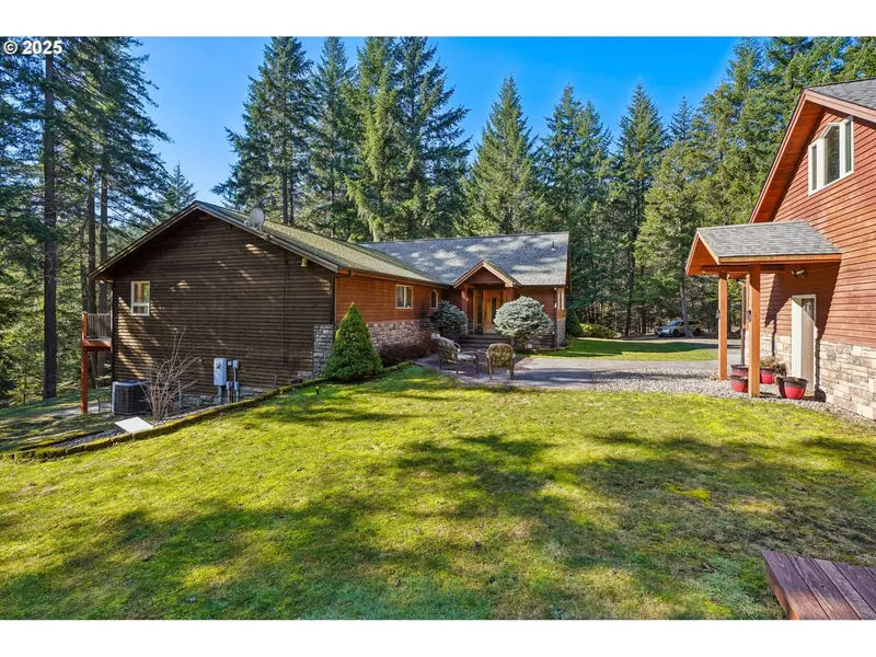 232 UPPER LAKEVIEW RD, White Salmon, WA 98672