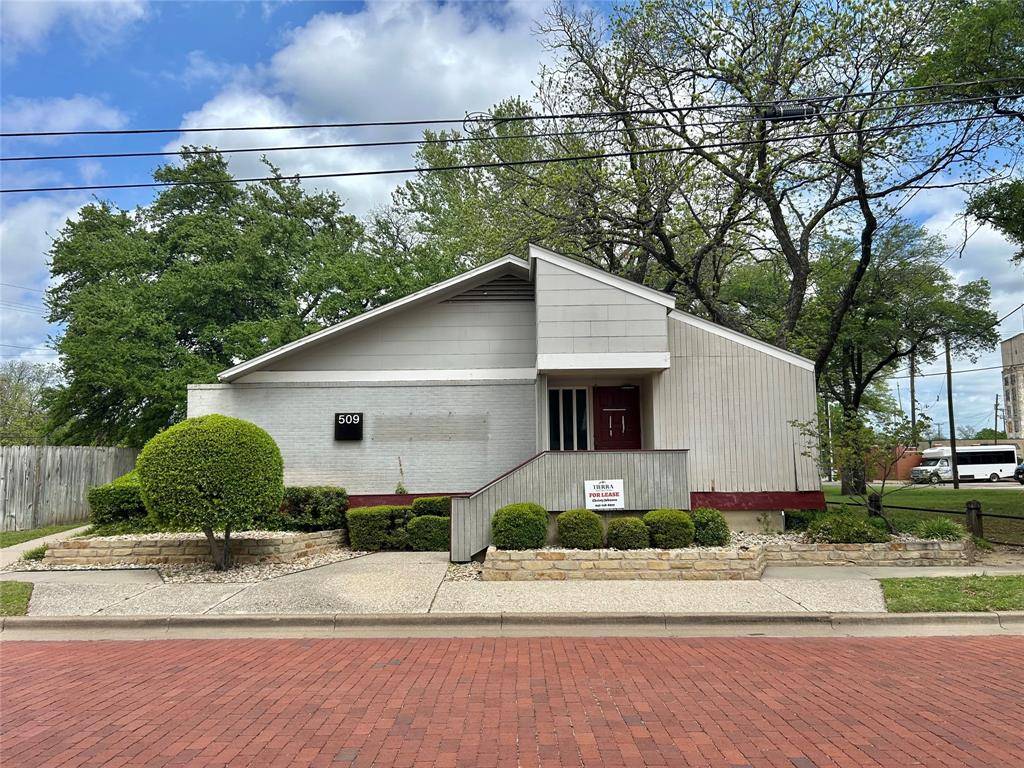 509 E Elm Street, Gainesville, TX 76240