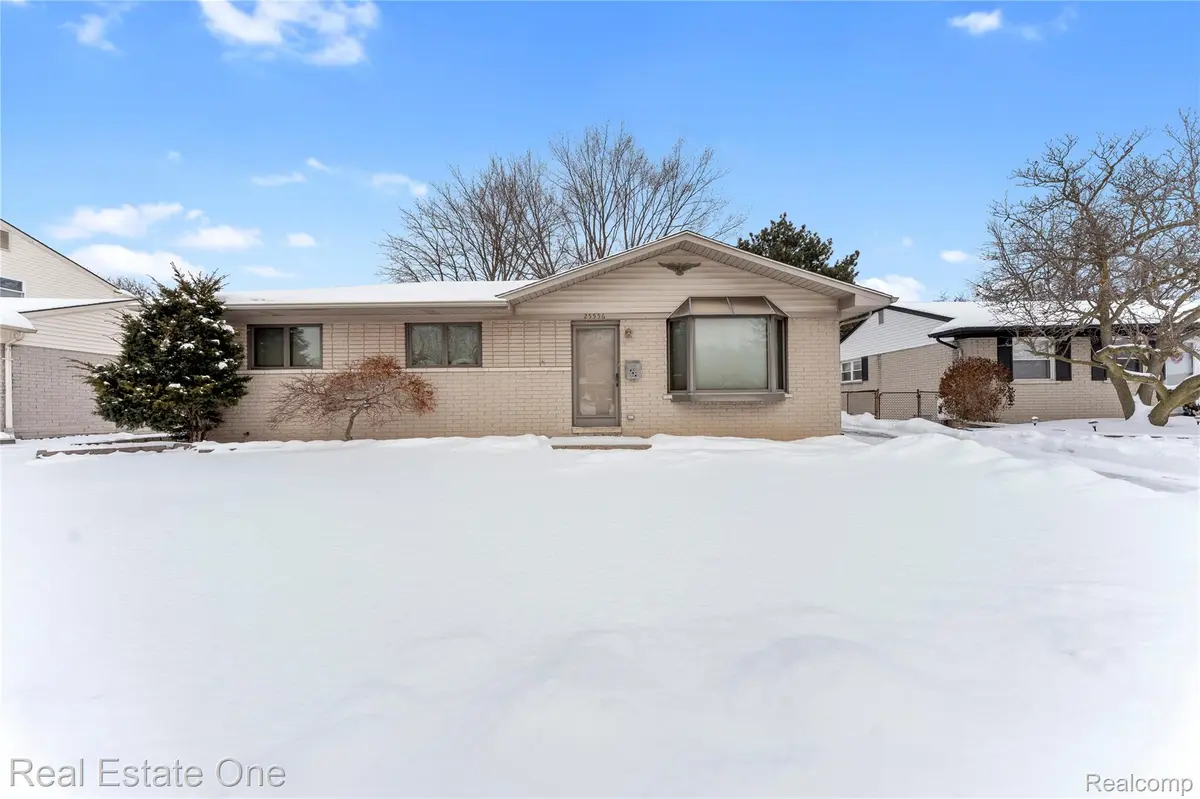 25556 Rusty ST, Taylor, MI 48180