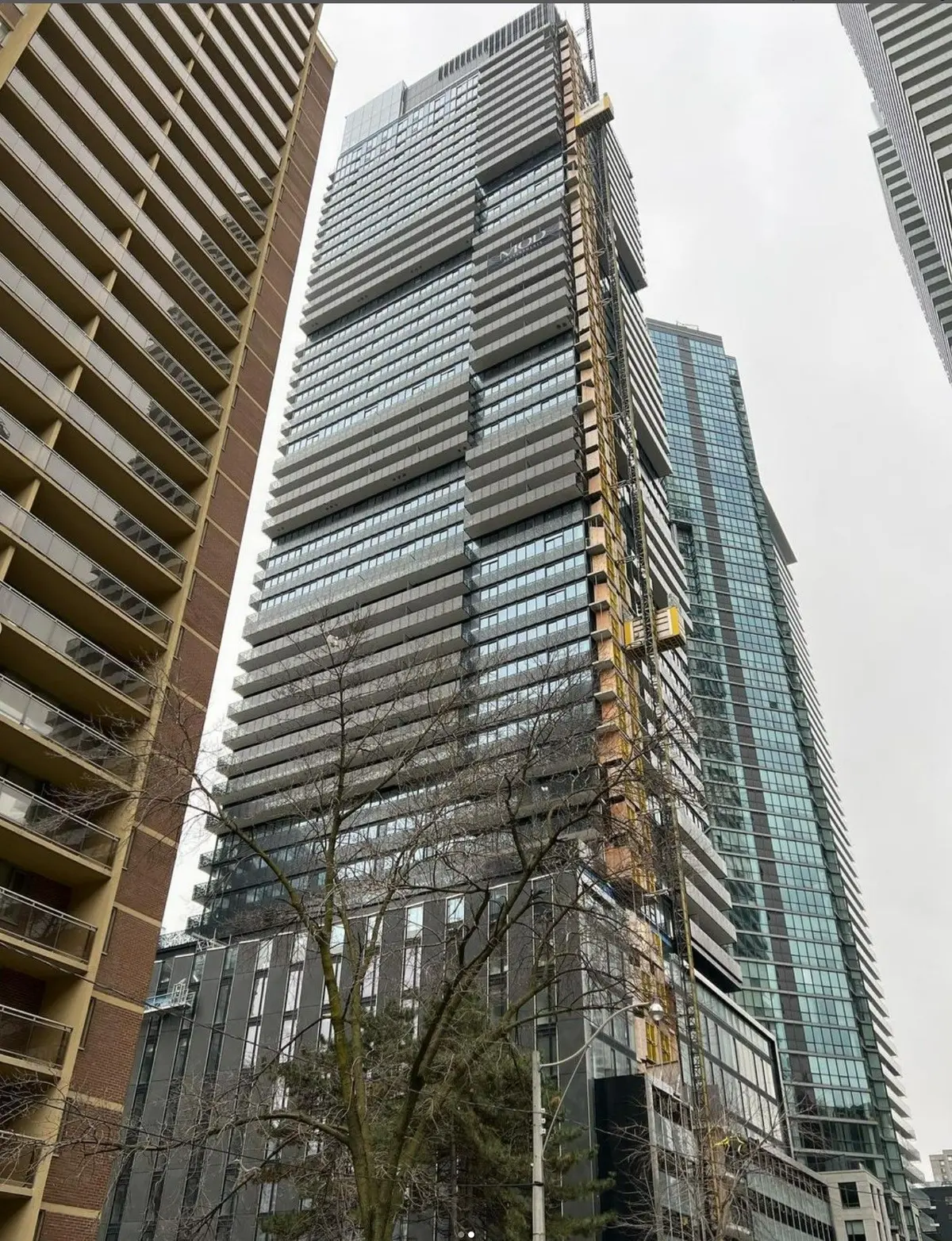55 Charles ST E #2807, Toronto C08, ON M4Y 0J1
