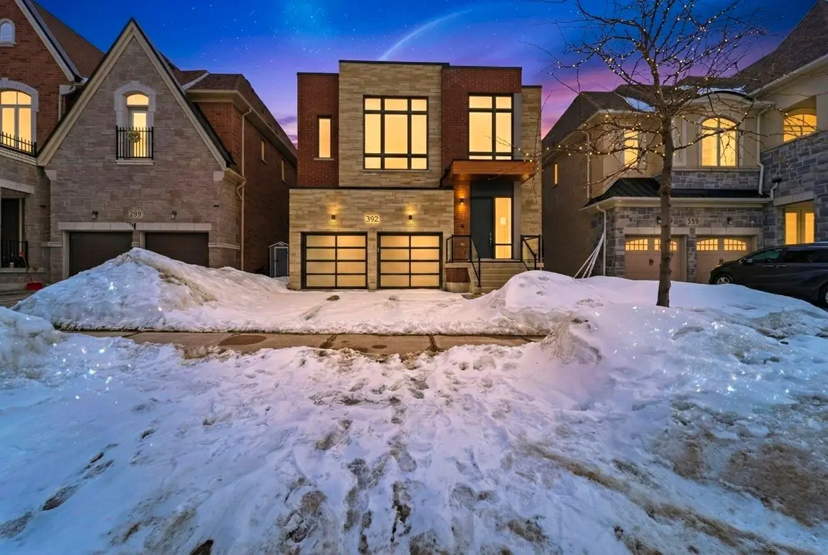 392 Farrell RD, Vaughan, ON L6A 4W8
