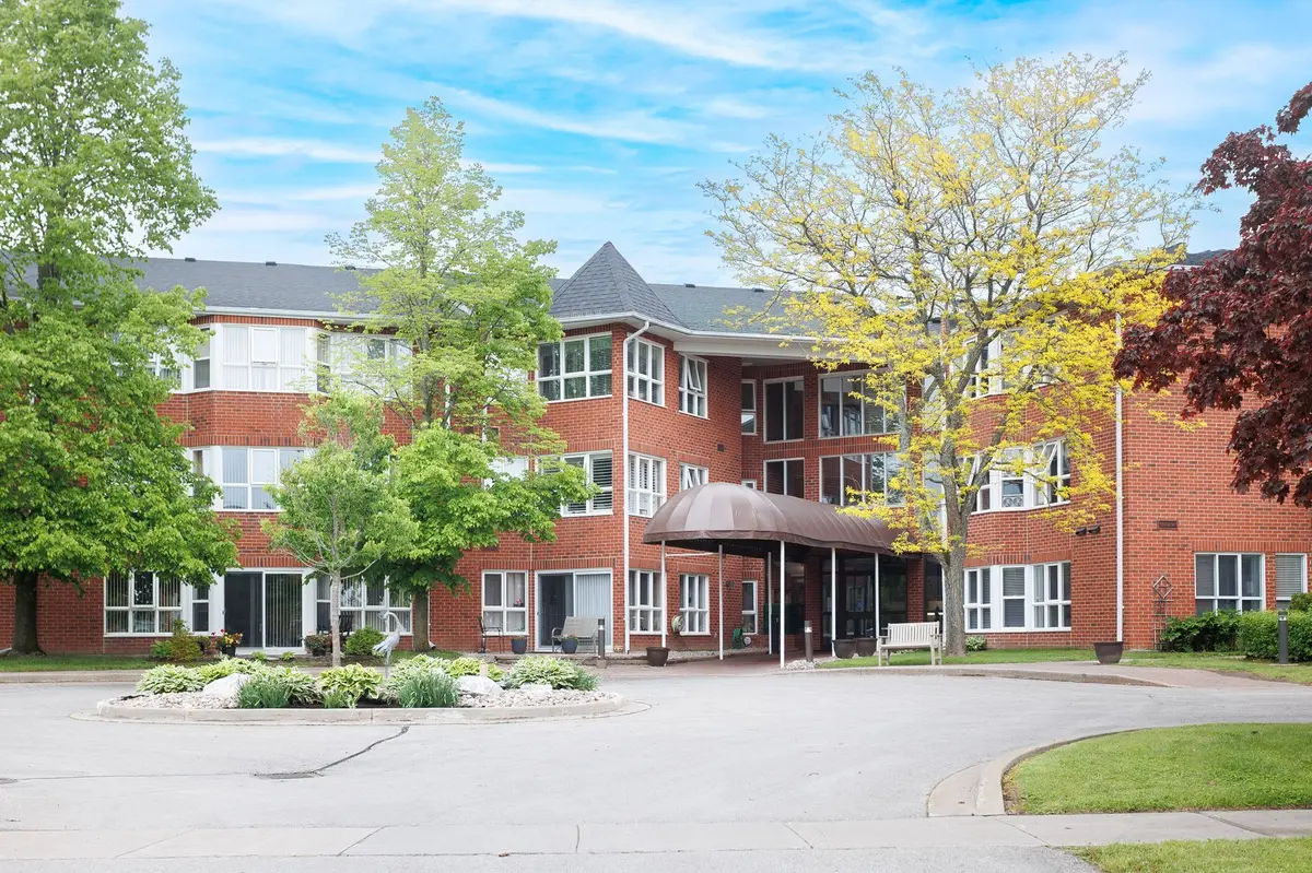 4 Heritage WAY #203, Kawartha Lakes, ON K9V 5Z2