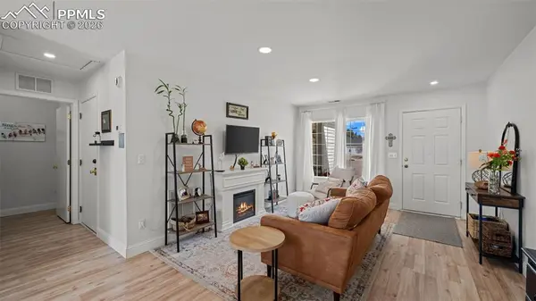 5492 Anna Lee WAY, Colorado Springs, CO 80923