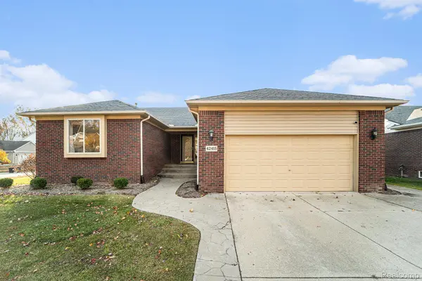 42415 Colorado DR, Clinton Charter Township, MI 48036