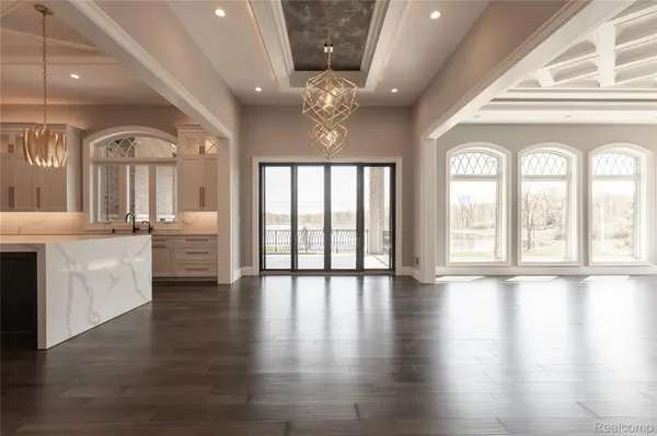 8200 Campground RD, Washington Township, MI 48095