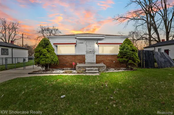 19560 Berg RD, Detroit, MI 48219