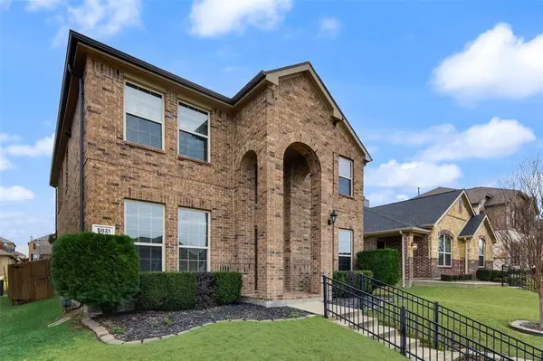 5821 Bindweed Street, Fort Worth, TX 76123