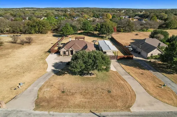 119 Sunray Court, Weatherford, TX 76087