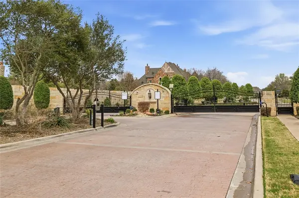 6716 Zermatt Court, Colleyville, TX 76034