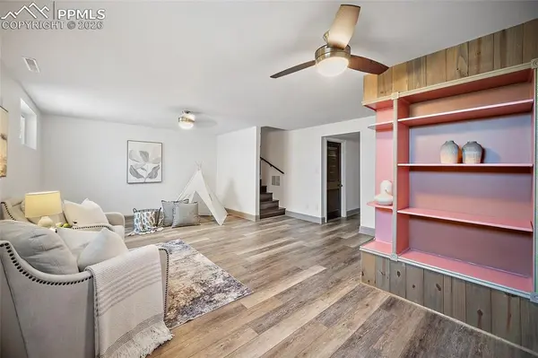 2304 Lazy R LN, Colorado Springs, CO 80915